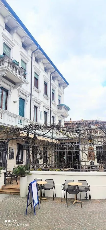 Residenza Porta Brescia Villa Peschiera del Garda